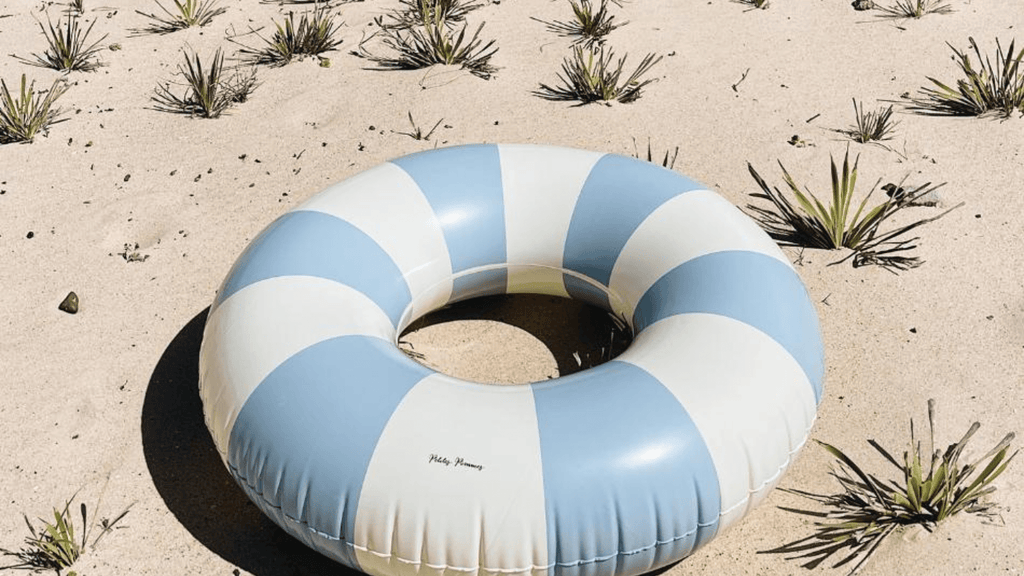 Let's go to the beach: de must-haves voor een leuke én veilige stranddag!
